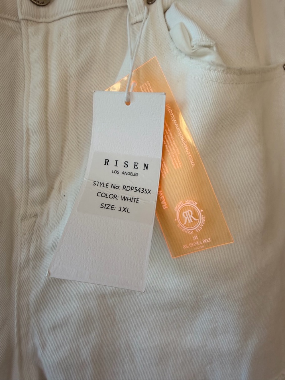 WOMEN’s WHITE DISTRESSED RISEN DENIM JEANS 1XL WIDE LEG FLATTERING HIGH RISE NWT - Picture 7 of 13